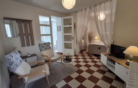 G&icirc;te n&deg;23G1559 Aubusson - Creuse - SALON