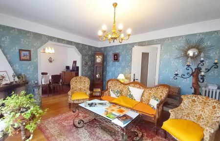 G&icirc;te n&deg;23G1621 Saint-Amand - Creuse - Salon avec TV + acc&egrave;s balcon