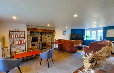 G&icirc;te n&deg;23G1652 Ahun - Creuse - photo