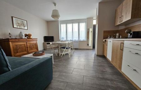 G&icirc;te n&deg;23G1477 La Souterraine - Creuse - Pi&egrave;ce de vie